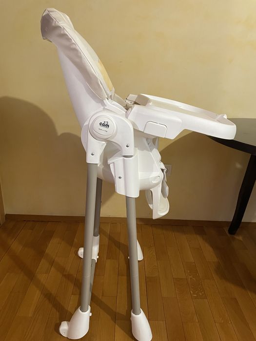 Столче за хранене “Cam”