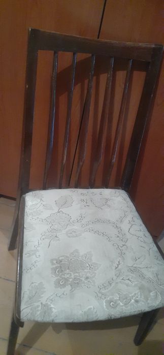 Стулья 6 шт ,цена за один 100 тыс