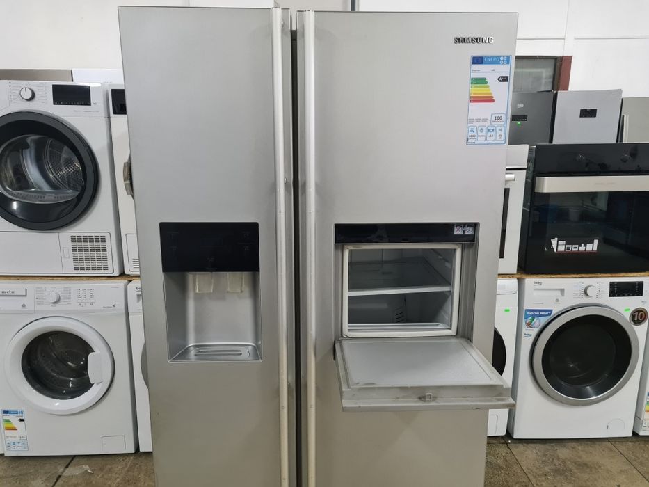 Frigider Side by Side Samsung