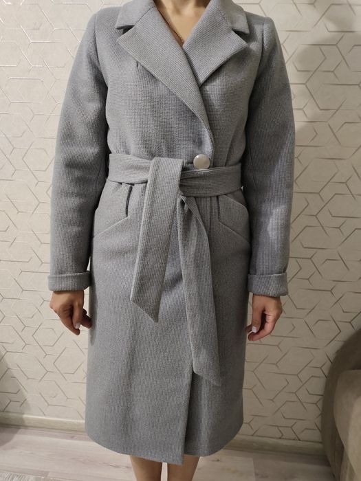 Продам пальто женское