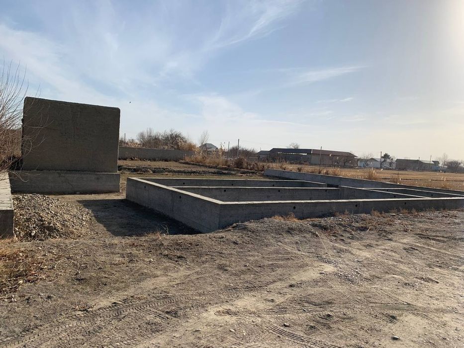 Yer uchastka sotiladi