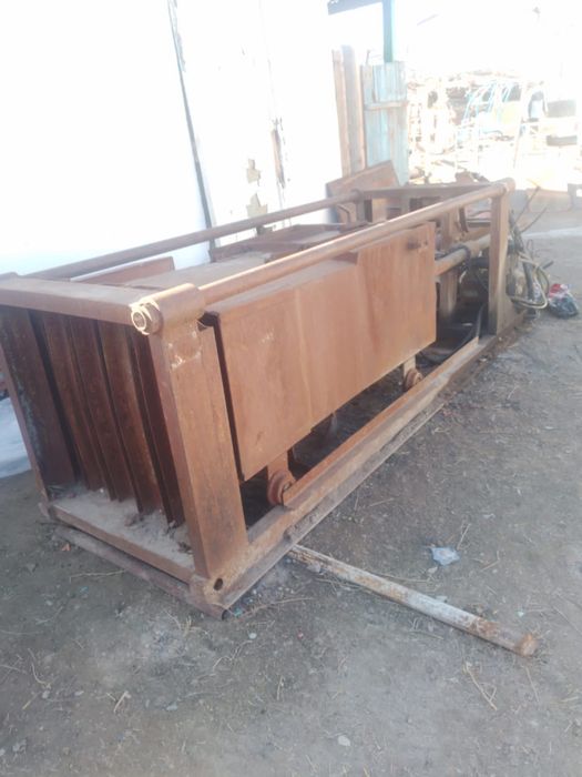 Станок для приссования шерсти