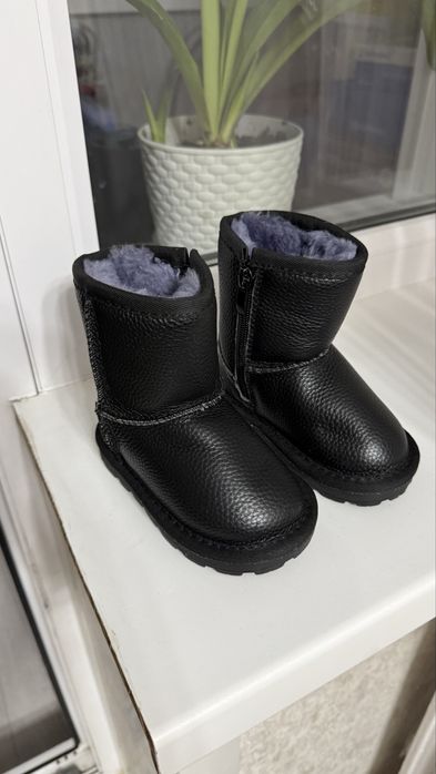 Продам сапожки зима
