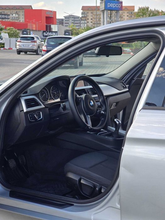 BMW SERIA 3 F30 2016