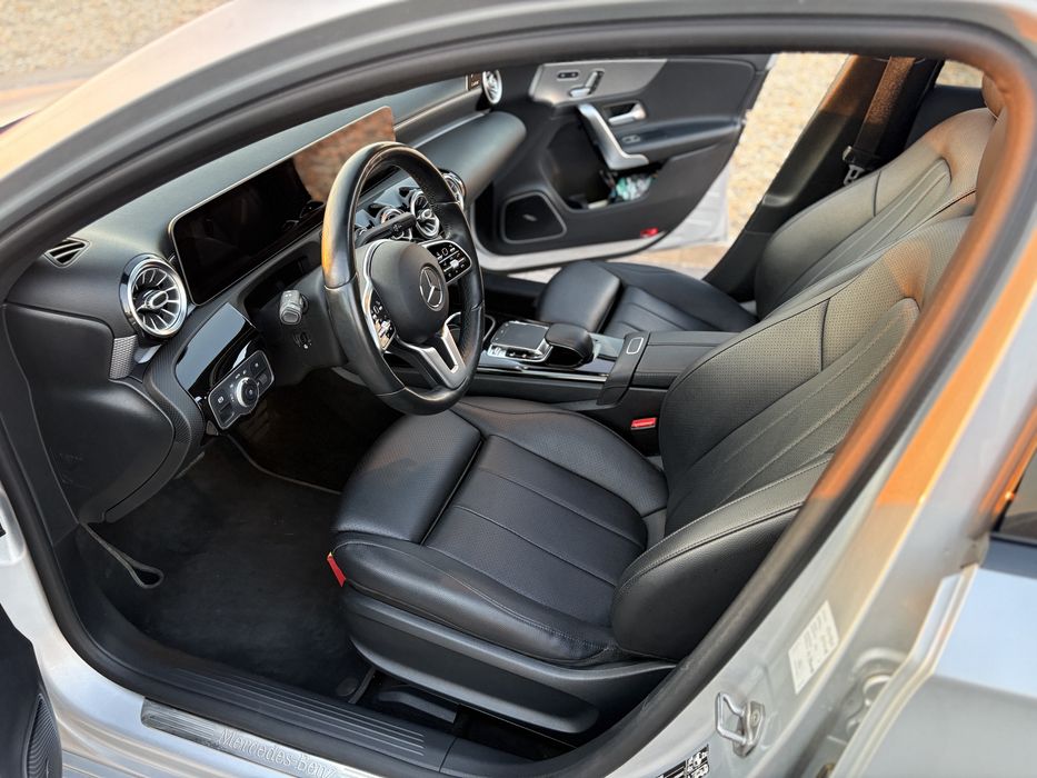 MERCEDES-BENZ A-Class 2019 — imagine 3