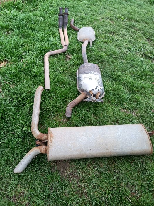 Части за Мерцедес 124 седан и комби