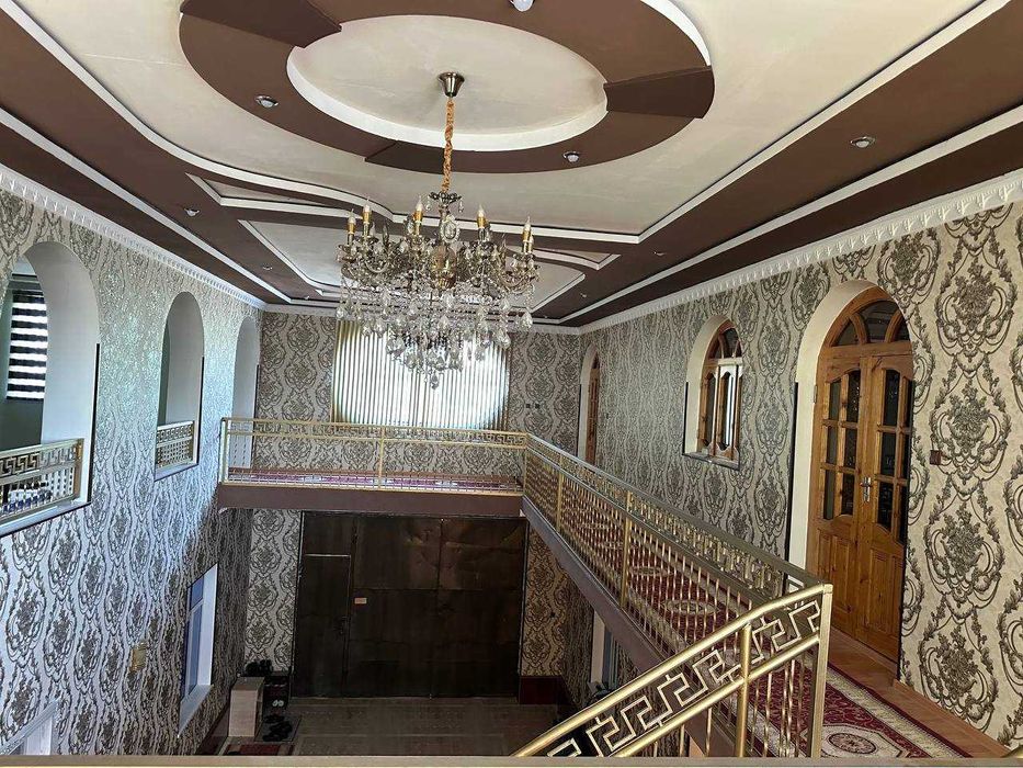 Qarshi shahardagi Hovli sotiladi