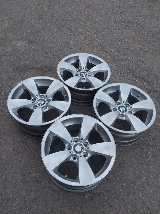 Диски R17 на BMW оригинал.