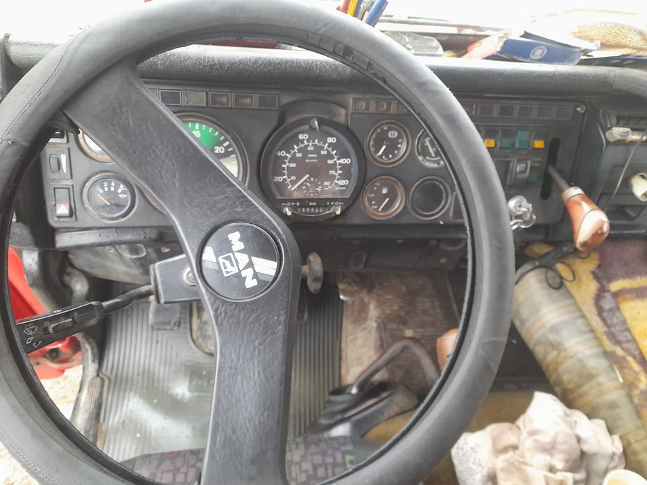 Vand autobasculanta Man 1 6x4