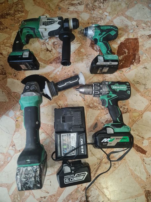 HITACHI kit in perfecta stare
