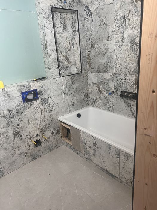 Execut lucrari gresie faianta de inalta calitate