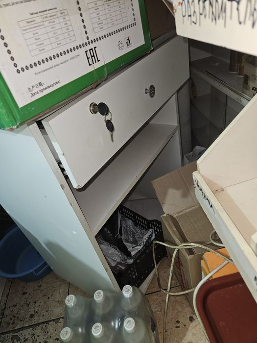 Мебель для магазина