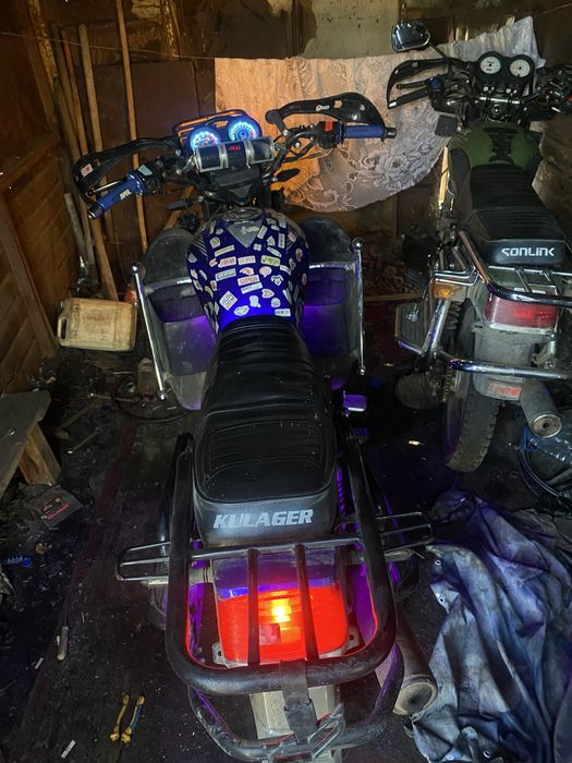 Продам мотоцикл 200сс