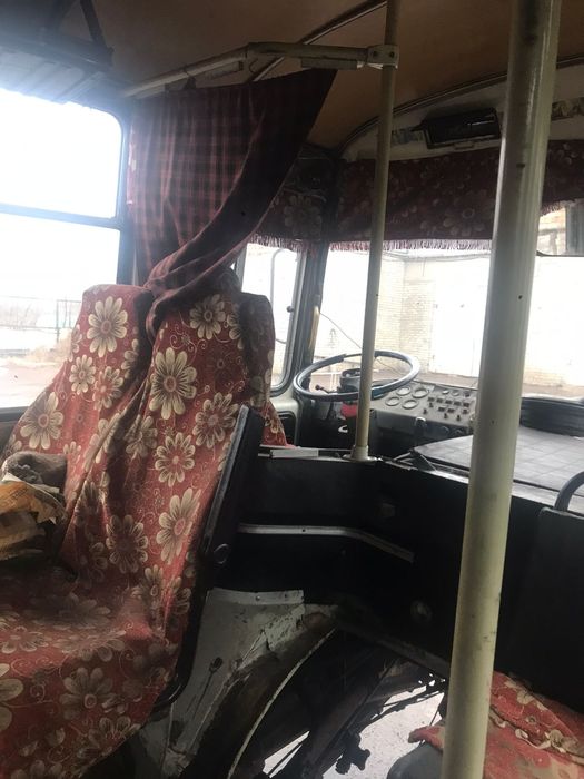 Автобус без двигателя