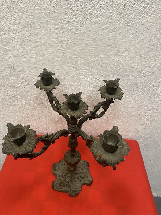 Голям месингов свещник барок