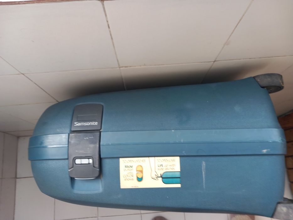 Куфар пътнически и кабинен Samsonite 250 евро