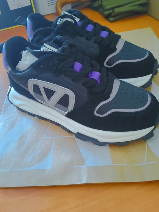 Маратонки, кецове, спортни обувки -Valentino