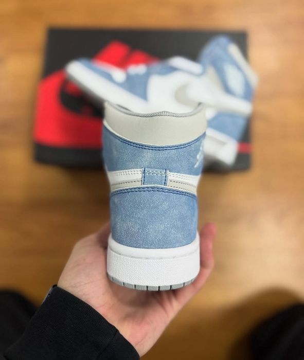 Jordan 1 High culoarea albastru
