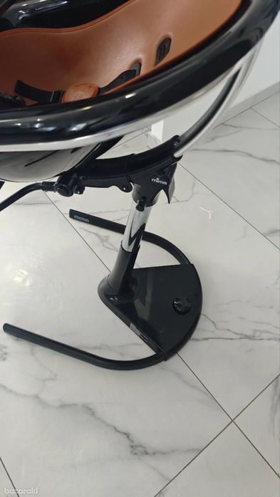 Scaun de masa Mima Moon 2G High Chair- 0-45Kg - Toate Accesoriile - Stare Excelenta