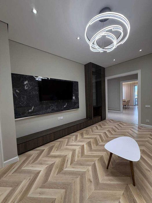 Сдаётся Укомплектованная 3-х Евроквартира в ЖК Лондон 130м2(N188)