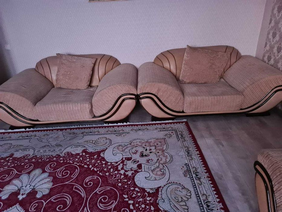 СРОЧНО Продается Диван , Два кресла , Софа , Столик , Есть торг