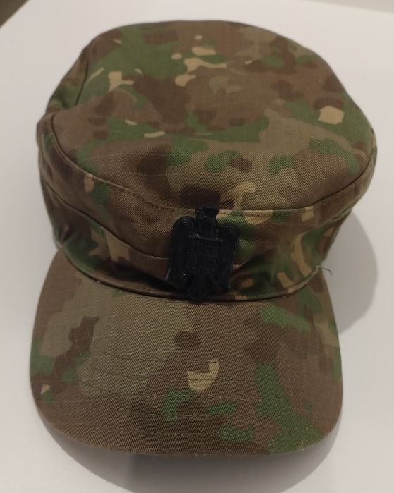 Capela / sapca militara camuflaj combat, INVICTUS + stema ( cuc )