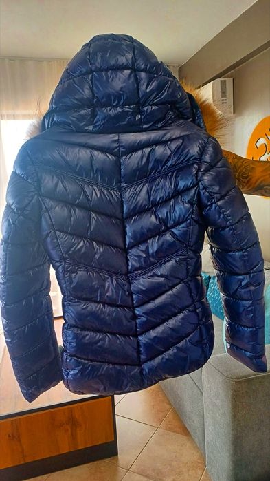 Дамско зимно яке