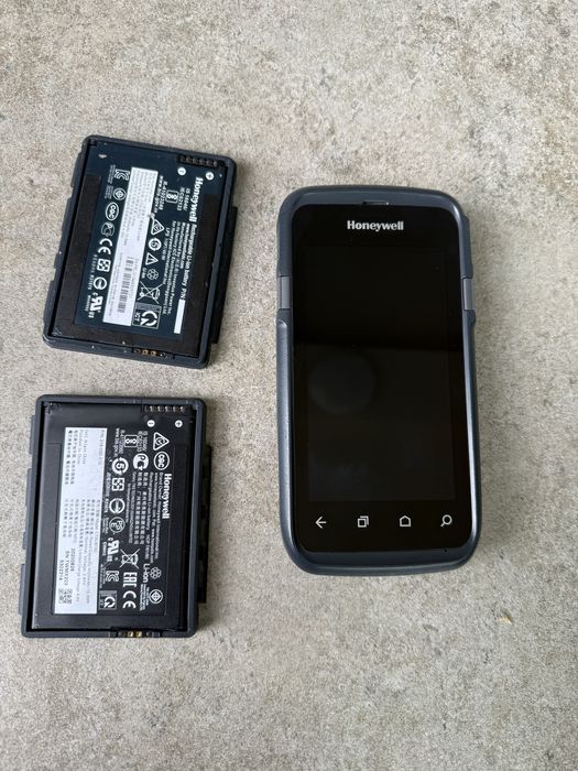 Terminal mobil Honeywell Dolphin CT60 + 2 Baterii (Fără încărcător)