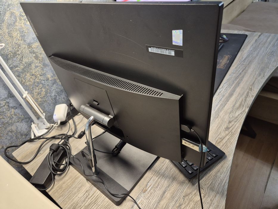 Моноблок Lenovo Corei5 ОЗУ 16гб Модель V50A-24IMB