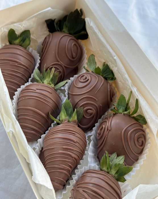 Клубника шоколаде свежая