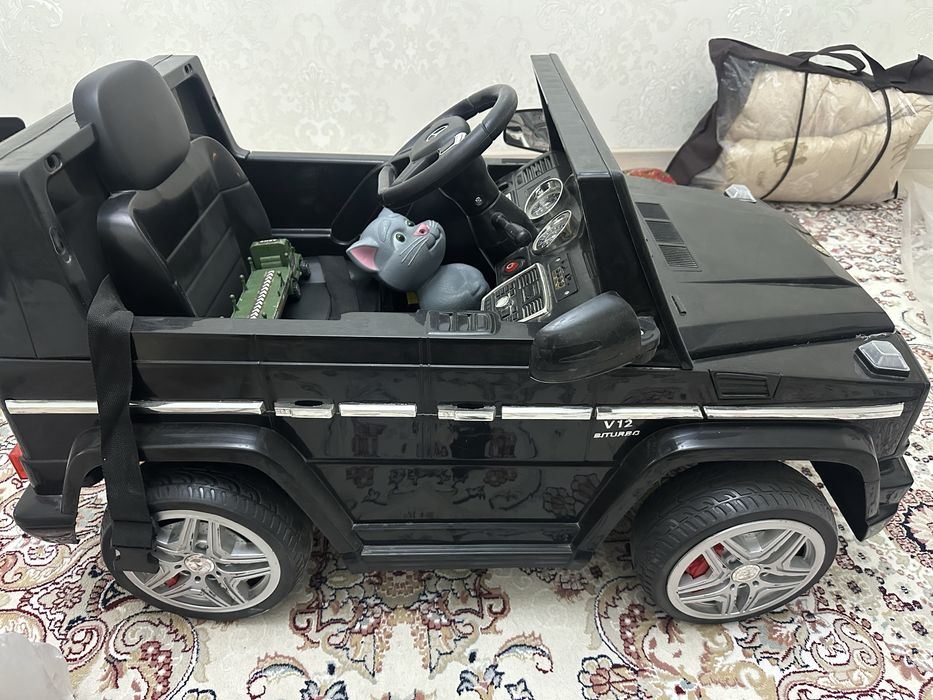 Машина электромобиль