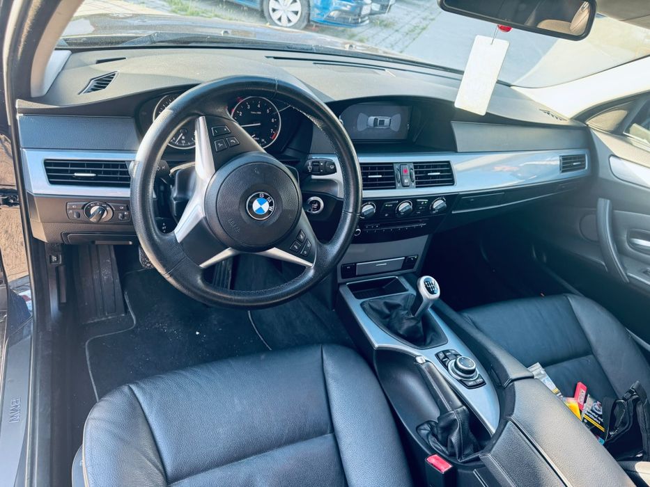 BMW e61 520i break 2011