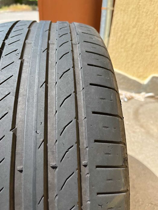 2 бр. летни гуми 225/45/19 Continental DOT 1219 4 mm