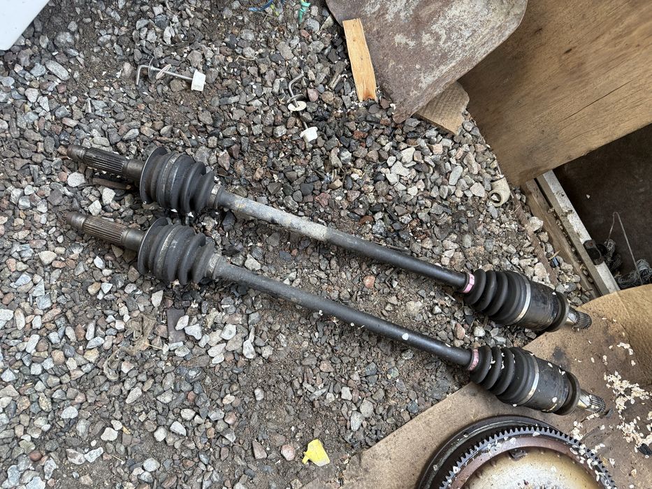 субару аутбак мост грната