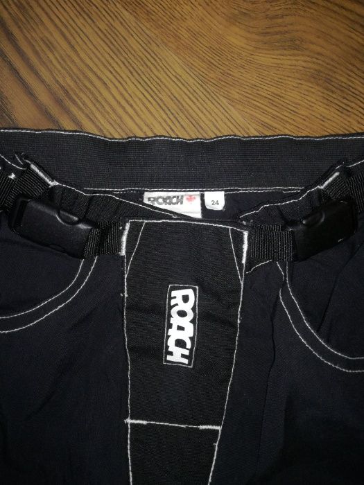 Детски спортни дрехи.