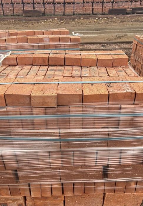 Кирпич красный одинарный