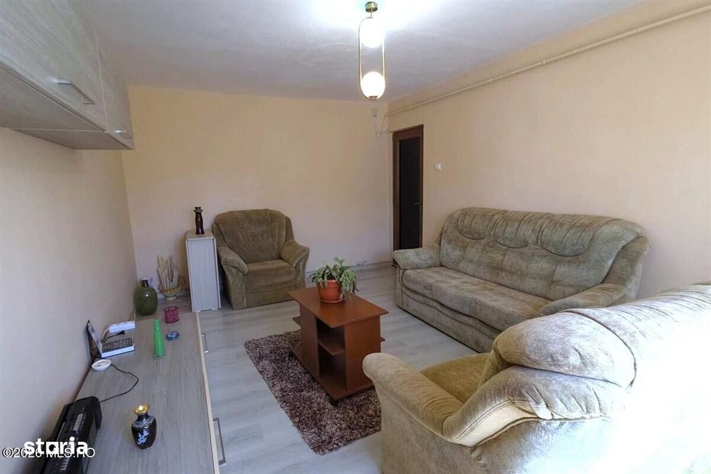 Far - Parc, 2 camere decomandate, 2 balcoane, 56 mp, centrala gaz!