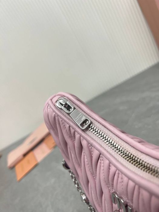 Geanta Miu Miu