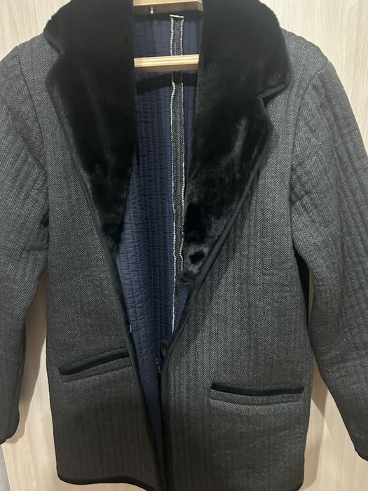 Димесезонная мужская куртка