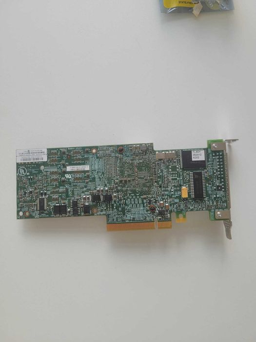 Controler raid - Intel RAID RS2BL040 with MegaRAID CacheCade Pro 2.0