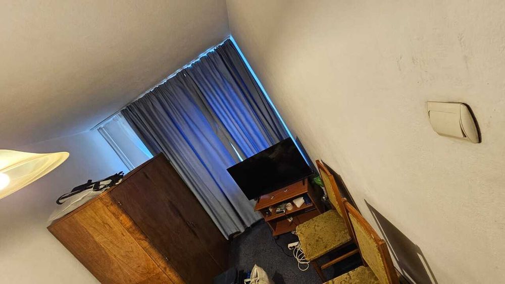 Vand apartament 3 camere - Cina / nord