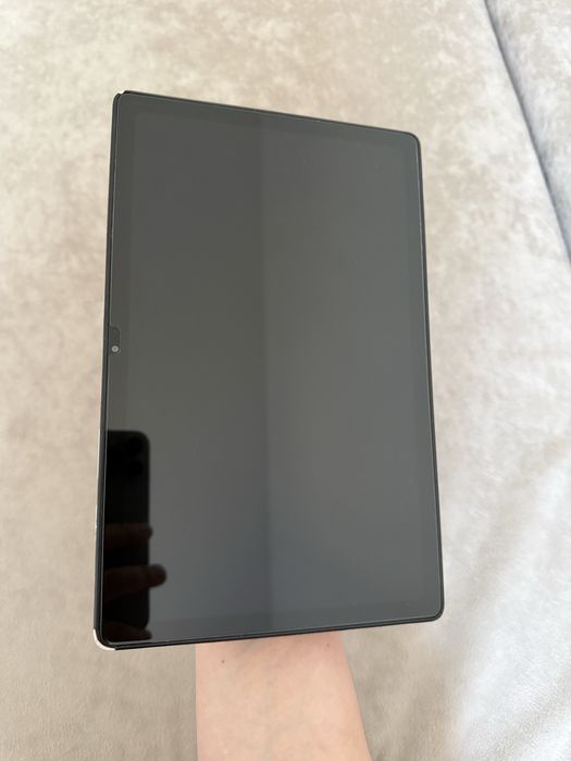 Продам планшет samsung tab A7