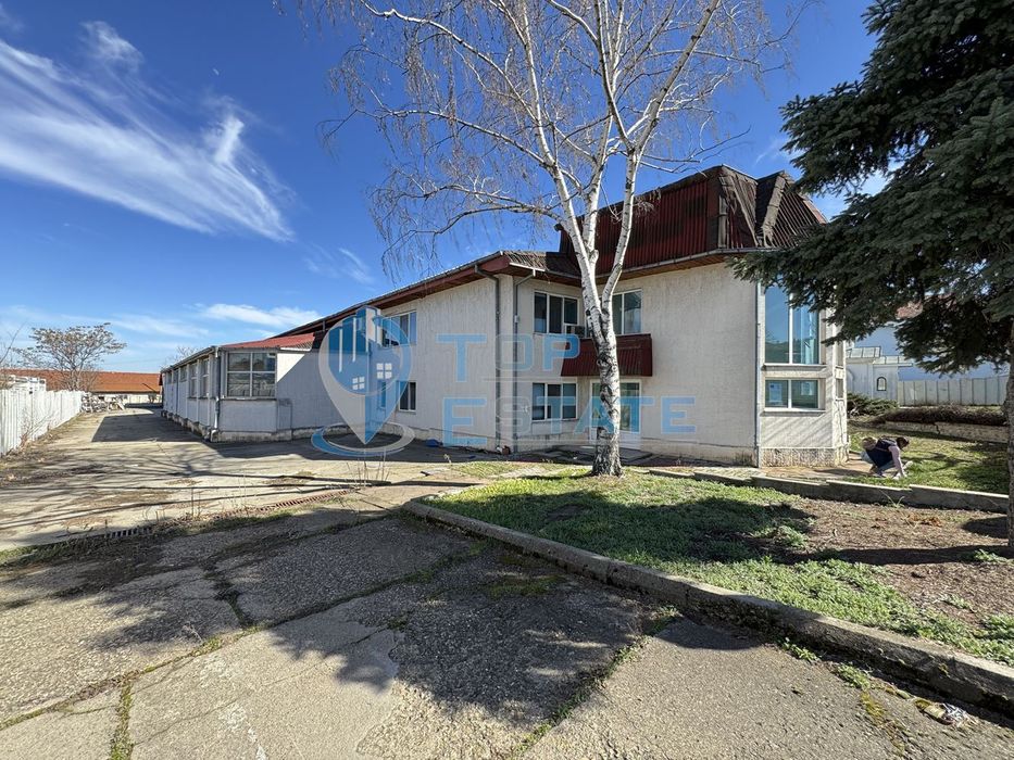 Производствено-административен комплекс в гр. Лясковец, област Велико