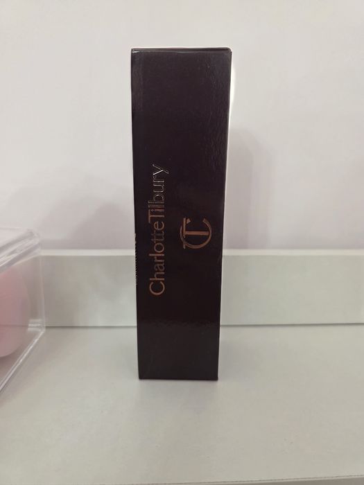 Charlotte tilbury фиксиращ спрей