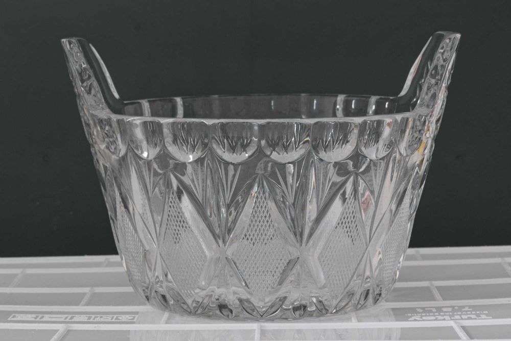 Кристални купи и пепелник