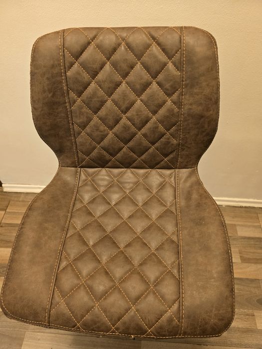 Vând scaun de birou ergonomic, în stare excelentă
