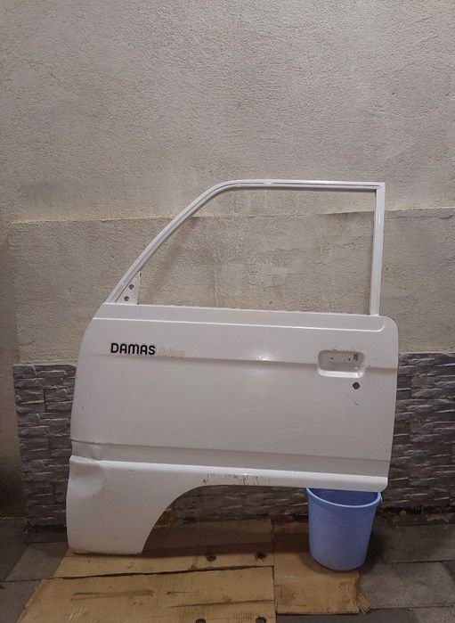 Damas oldi chap eshik sotiladi