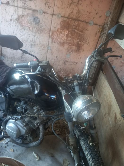 Продам мотоцыкл срочно