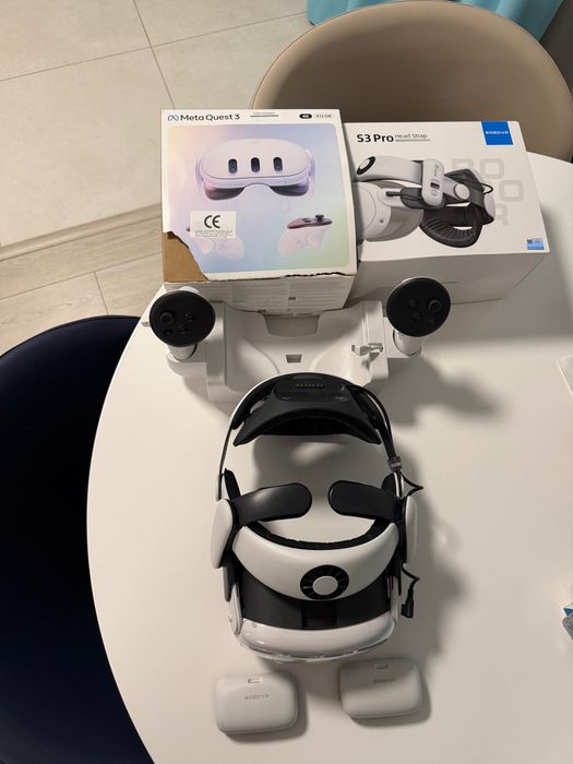 Meta Quest 3 512GB + BOBOVR S3 Pro + 2 baterii + stand