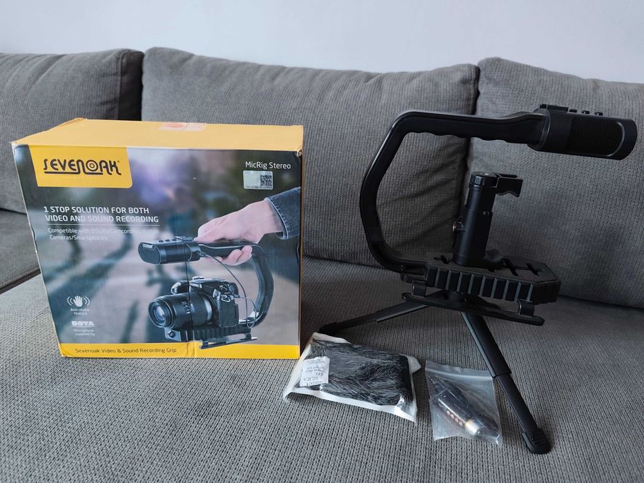 Grip video si audio cu microfon stereo integrat+bonus stick